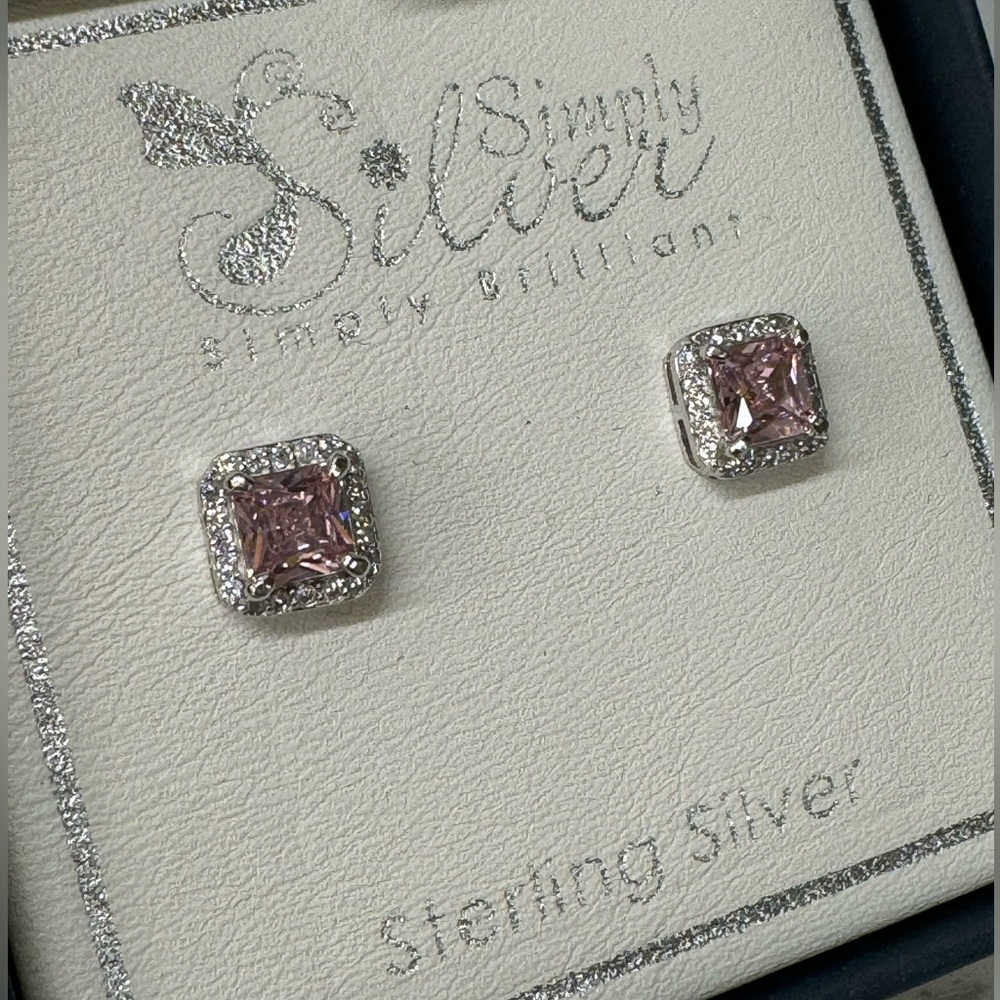 Sterling silver simply brilliant pink hallo cubic zirconia stud earrings